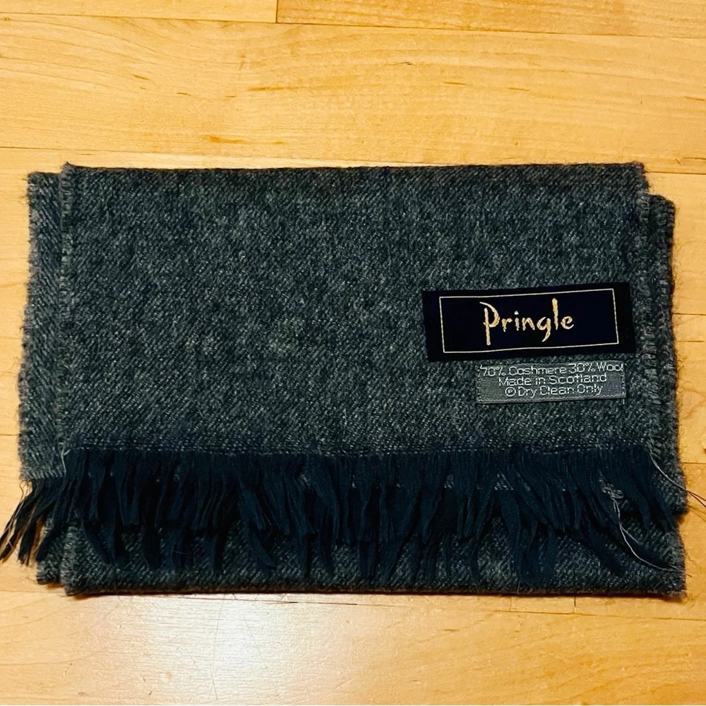 🐑Cashmere & Wool Charcoal Fringed Vintage Short & Narrow Scarf Pringle Scotland
